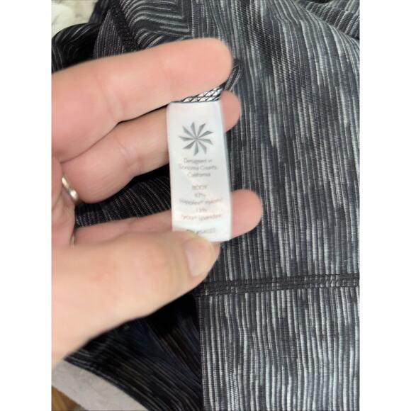 Athleta Straight Leg Stretch Fit Pull On Cropped Actuve Pants Size M - Picture 8 of 8